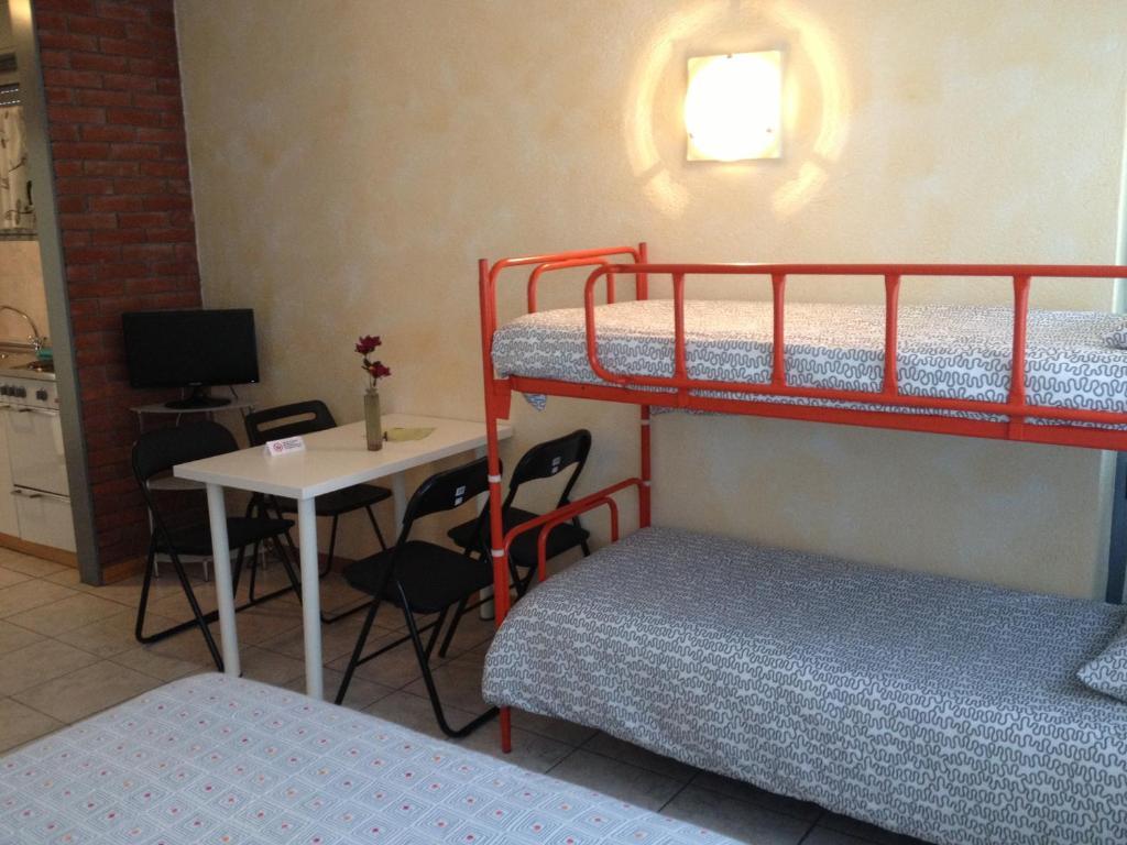 Residence Tell Chiasso Bilik gambar